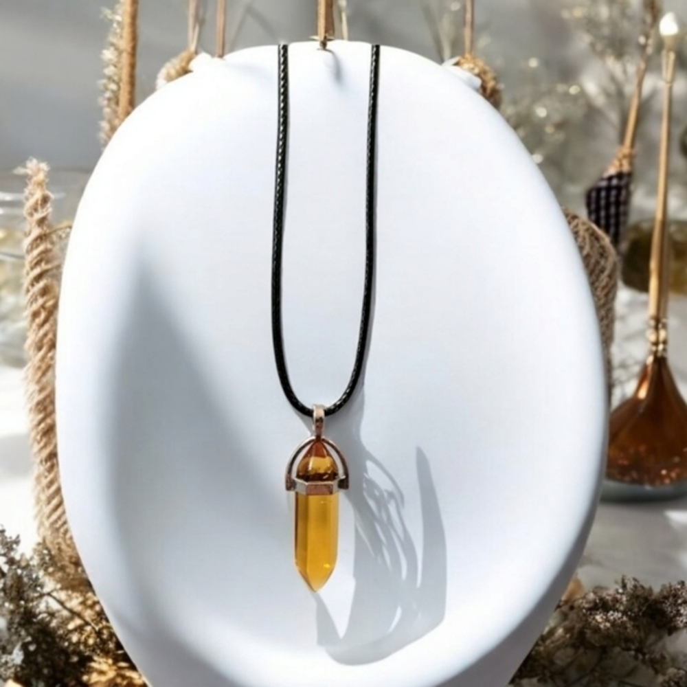 Chakra Healing Yellow Quartz Point Necklace Citrine Crystal Balancing Reiki Yoga